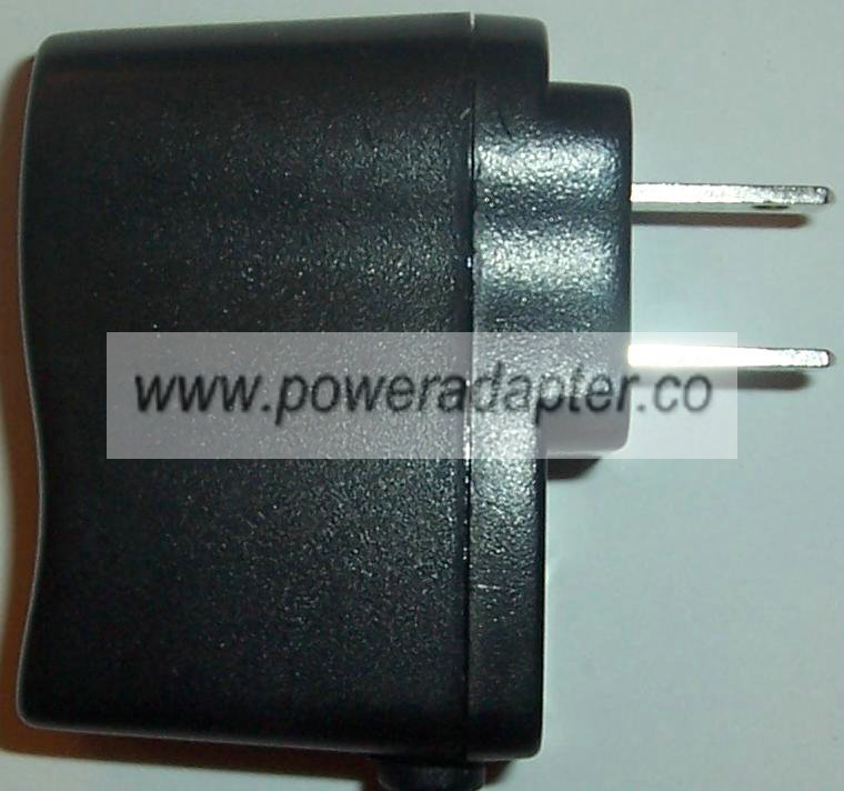 GFP051X-0610 AC ADAPTER 6Vdc 500mA -( ) 1.2x3.5mm Used 100-240va - Click Image to Close