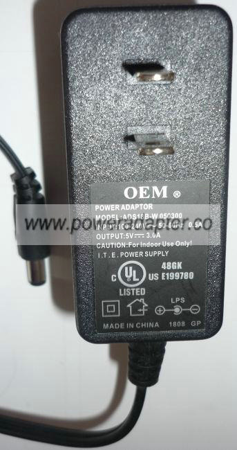 OEM ADS18B-W 050300 AC ADAPTER 5VDC 3A USED -(+) 3x5.5x9.7mm ROU