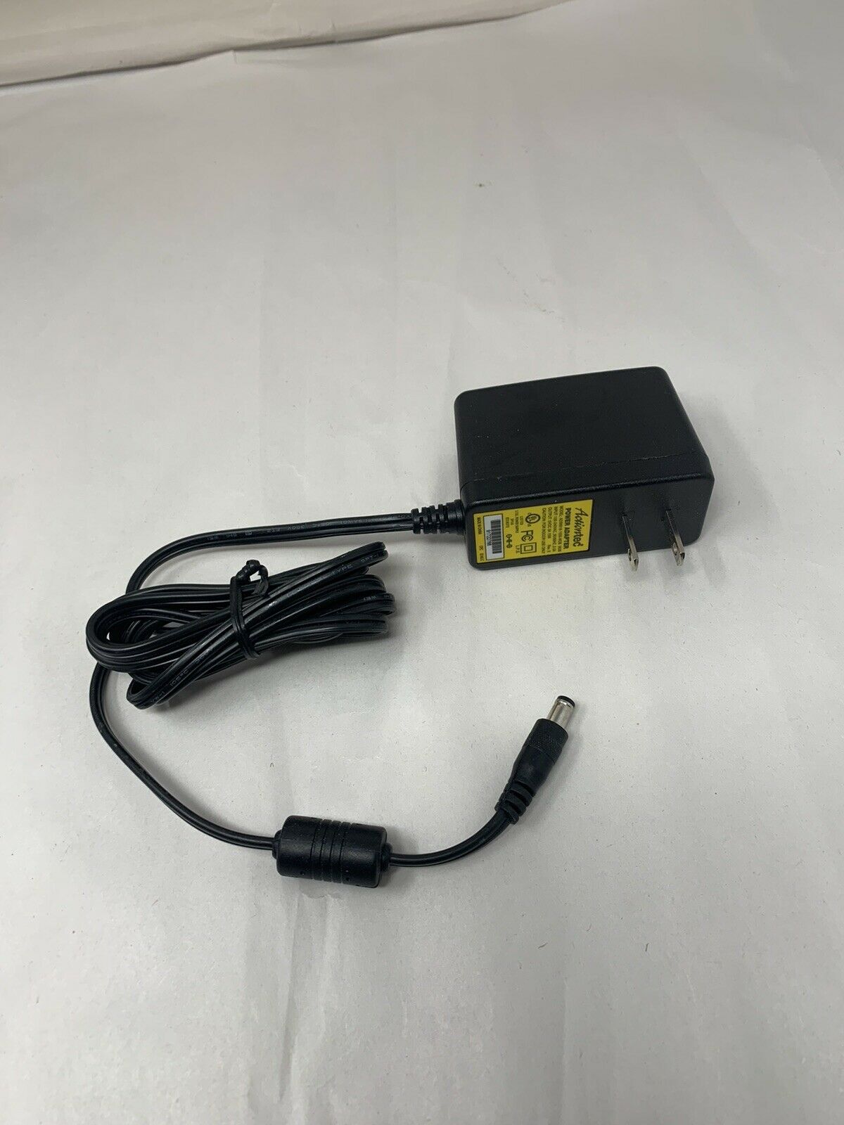 5V 3.0A Actiontec ADS6818-1505-WDB Power Adapter New Open Box Brand: Actiontec Model: ADS6818-1505-WDB UPC: Does No