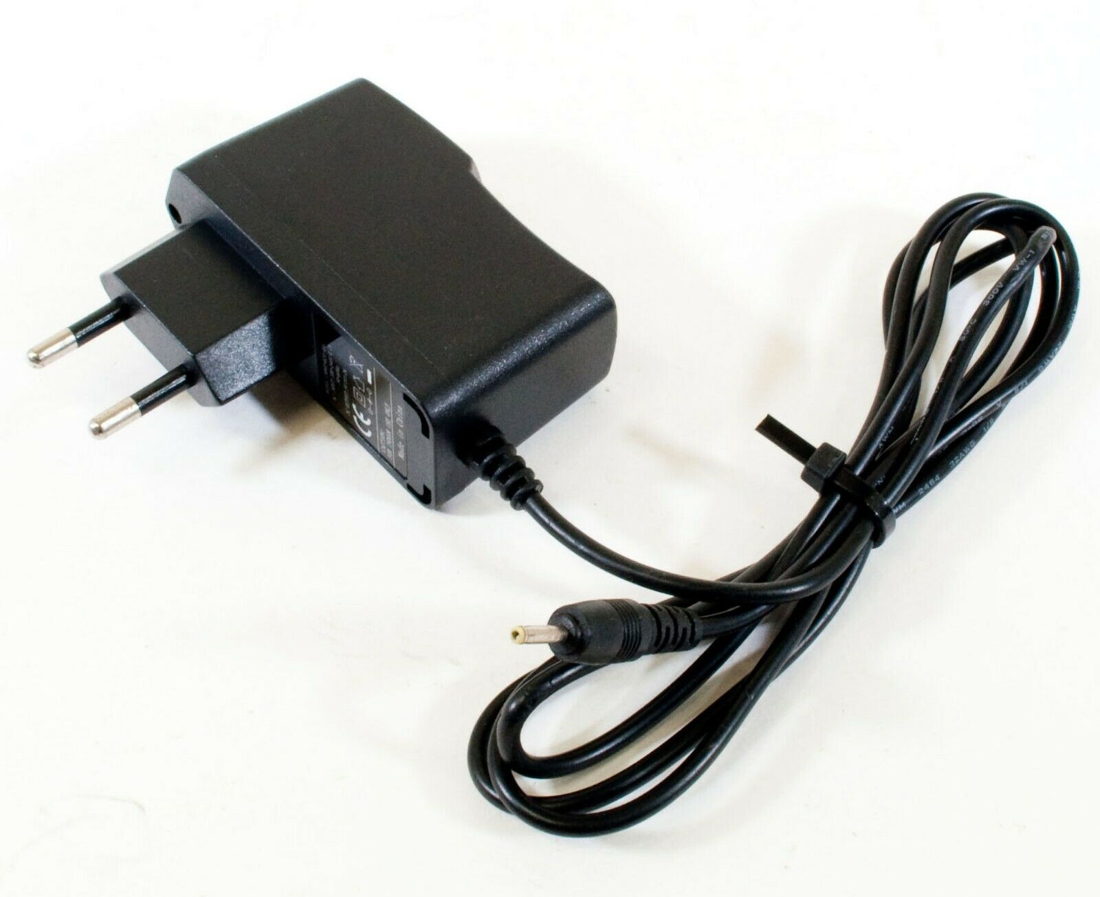 CMW05020-001 AC Adapter 5V 2A Original Power Supply Europlug Output Current: 2 A Voltage: 5 V Unit Type: Unit Model: