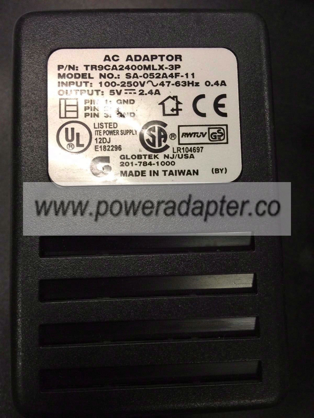 GLOBTEK SA-052A4F-11 AC Adapter 5Vdc 2.4A 3Pin Powersupply