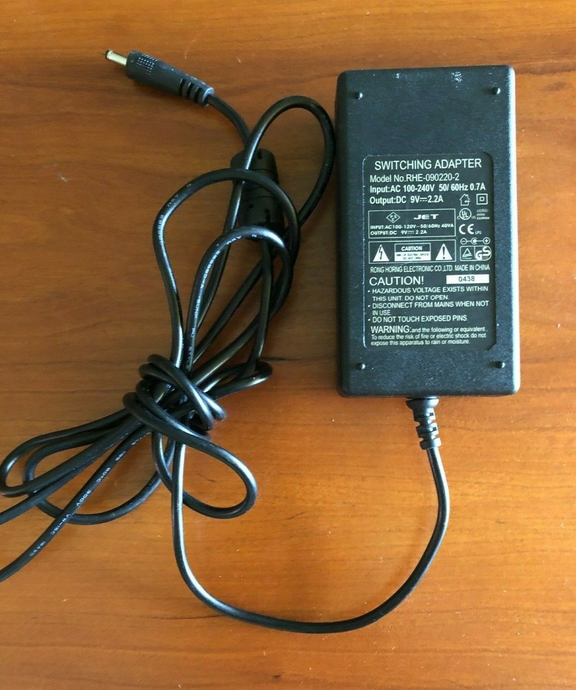 JET RHE-090220-2 Switching Power Supply Adapter 9V 2.2A Custom Bundle: No Output Voltage: 9V Type: Adapter Brand: JET