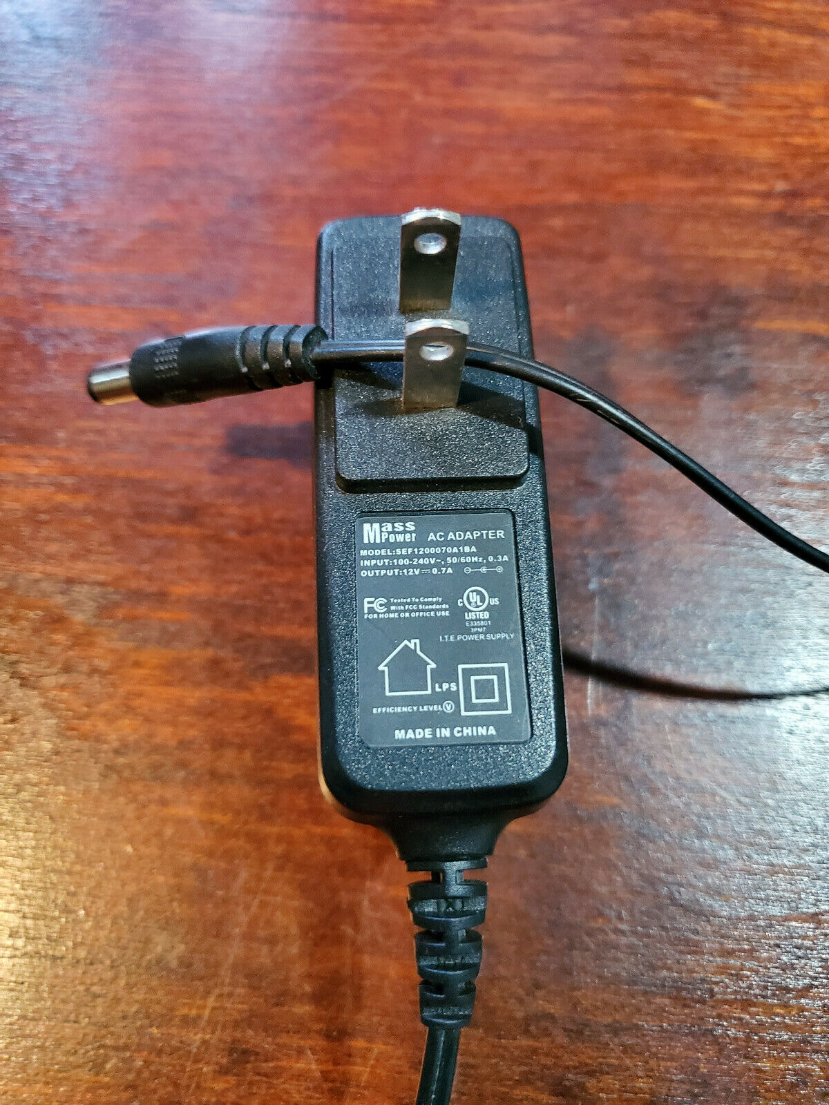 Mass Power AC Adapter 12v .7 100-240 v input used good condition Type: AC/AC Adapter Connection Split/Duplication: