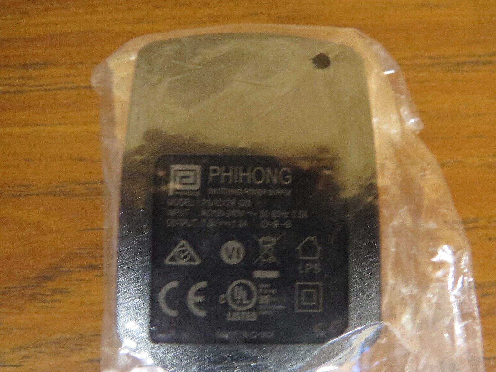 Phihong PSAC12R-075 7.5Volt 1.6Amp Watt Interchangeable Wall Adapter Type Adapter MPN PSAC12R-120-R Brand Phihong Phiho
