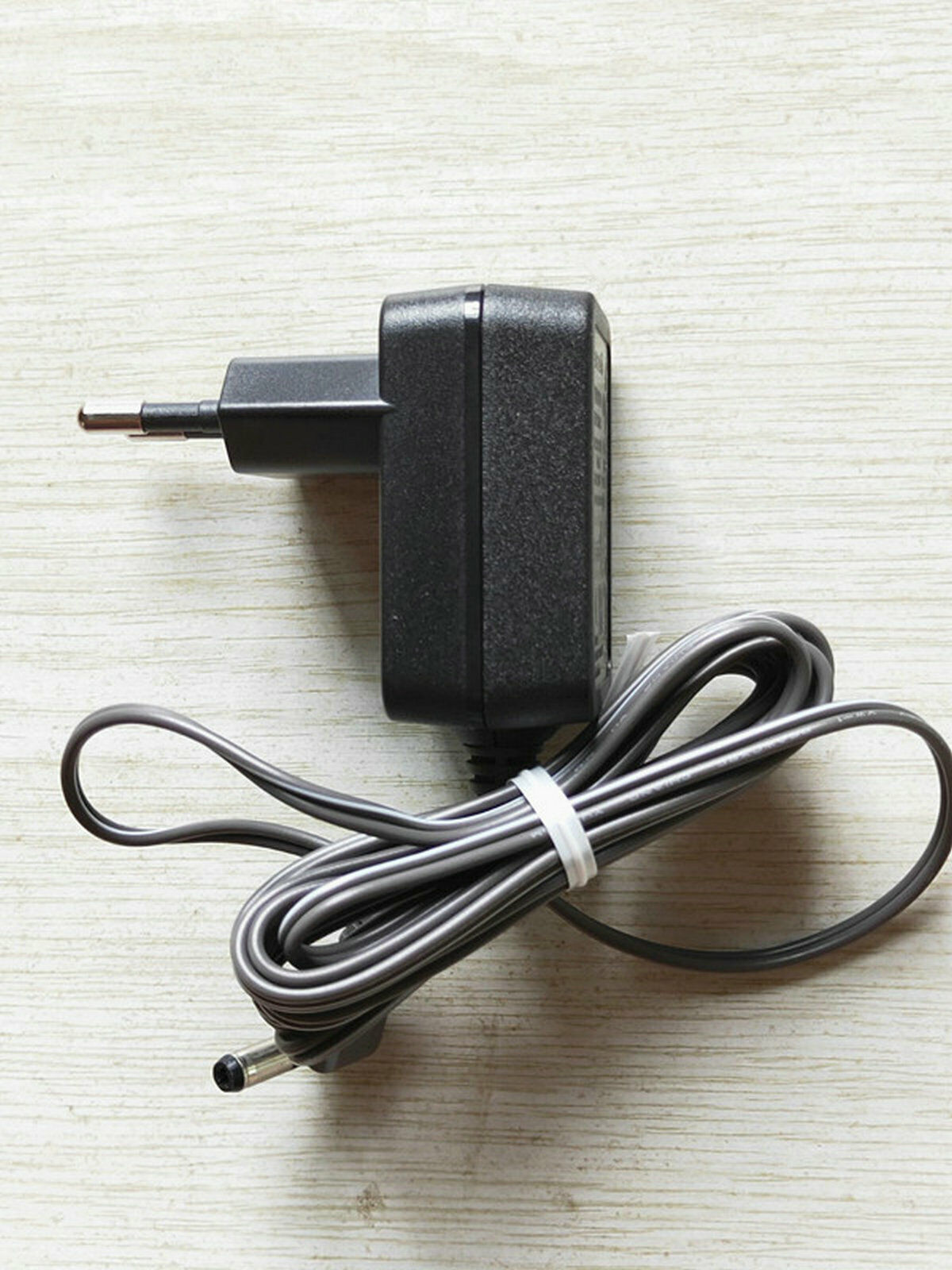 100% Brand New, AC to DC High Quality Power Charger Adapter ( Non-OEM ) Specifics: Input Voltage: AC 100-240V (Worldwid