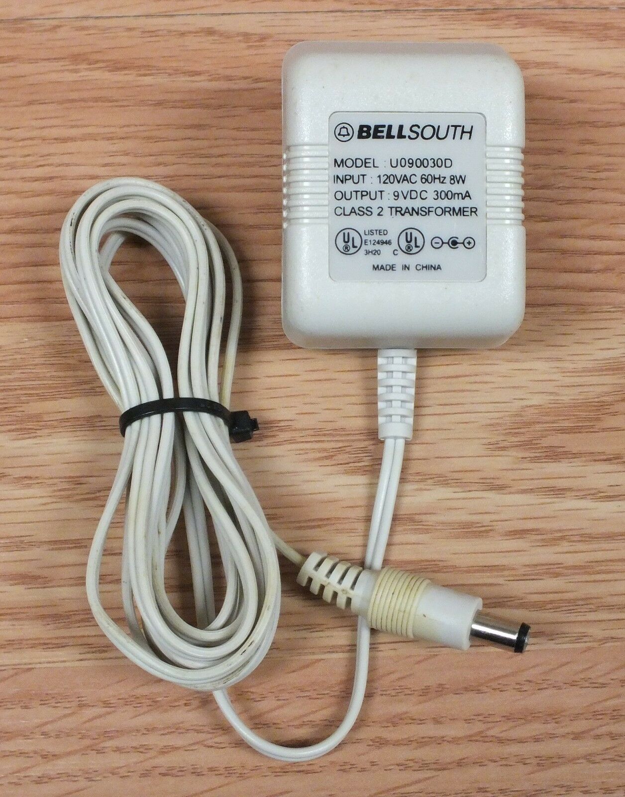 BellSouth (U090030D) 9VDC 300mA Class 2 Transformer AC Adapter / Power Supply Model: U090030D Type: AC Adapter/Power S
