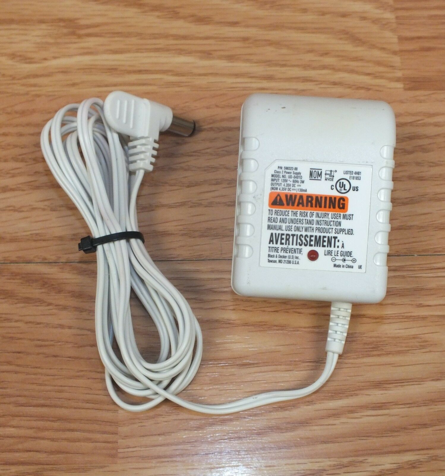 Black & Decker (UD-0401D) 4.35V DC 130mA Class 2 Power Supply / AC Adapter Only Country/Region of Manufacture: China M