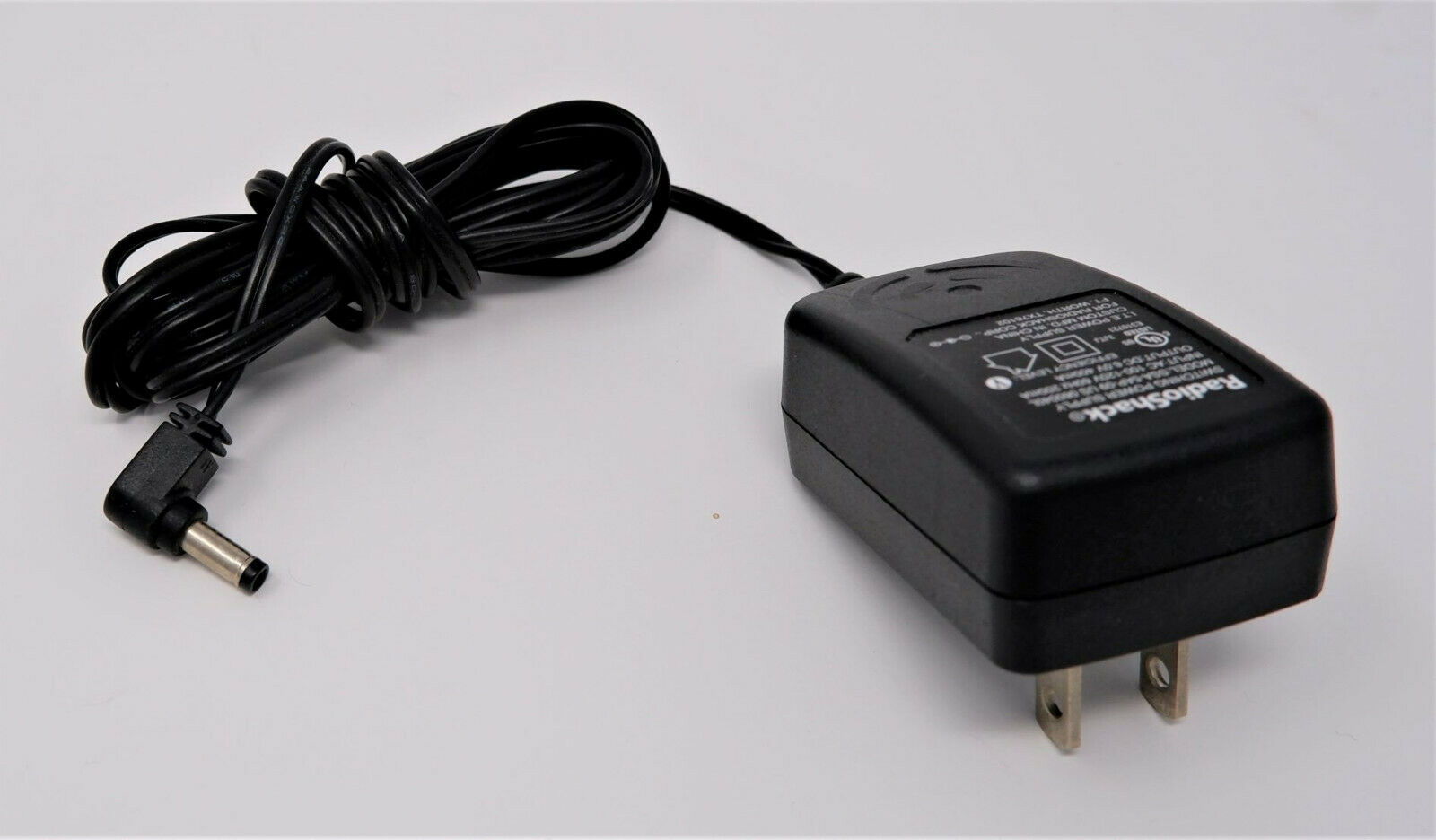 RADIO SHACK SSA-5AP-08 US 0600040L 6V 400MA AC ADAPTER FOR PHONES OR MORE - NEW Model: SSA-5AP-08 US 0600040L Type: