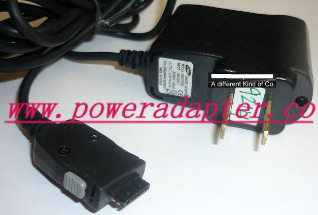SAMSUNG TAD037EBE AC ADAPTER USED 5VDC 0.7A TRAVEL CHARGER POWER - Click Image to Close