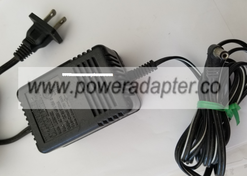TOY TRANSFORMER LG090100C AC ADAPTER 9DC 1000mA USED -(+) 2x5 - Click Image to Close