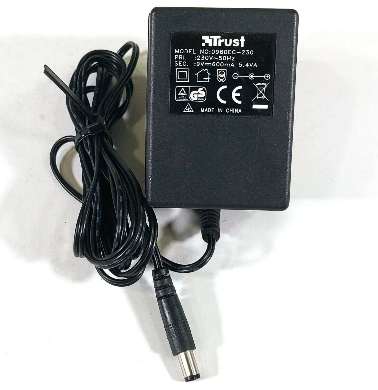 Trust 0960EC-230 AC Adapter 9V 600mA Original Charger Power Supply Output Current: 600 mA Compatible Brand: For Trus
