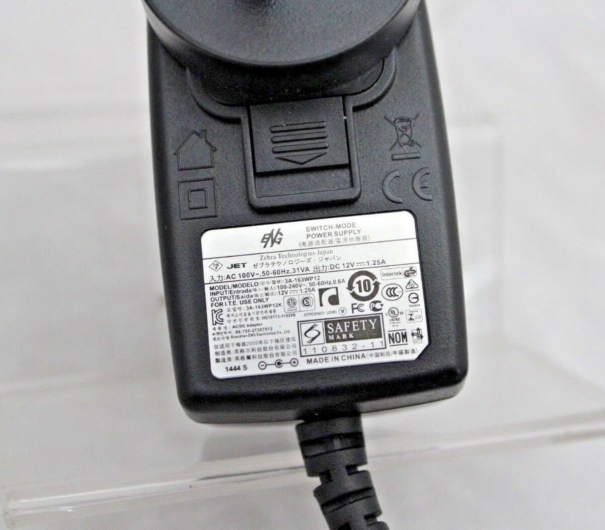 ENG Switch-Mode Power Supply Adapter Charger 3A-163WP12 12V 1.25A Features: Wall Charger Compatible Product Line: For