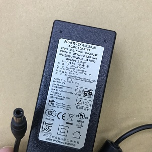 Original POWER-TEK15V 2A 2.5A switching power adapter 5.5*2.1 head SW30-15002000-W Brand: POWER-TEKModel: SW30-15002000 - Click Image to Close