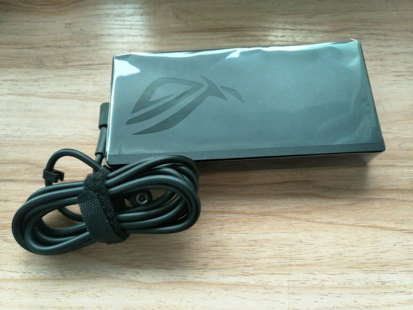 Original ASUS 20V 9A AC Adapter for ROG Zephyrus G14 GA401IU-HE002T ADP-180TB H@ Country/Region of Manufacture: China - Click Image to Close