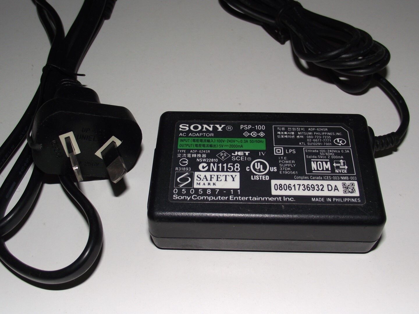 Genuine Playstation PSP 1000 Power Adapter Cord Portable Wall Charger 2000mA Model: PSP-1000 Colour: Black Country/R