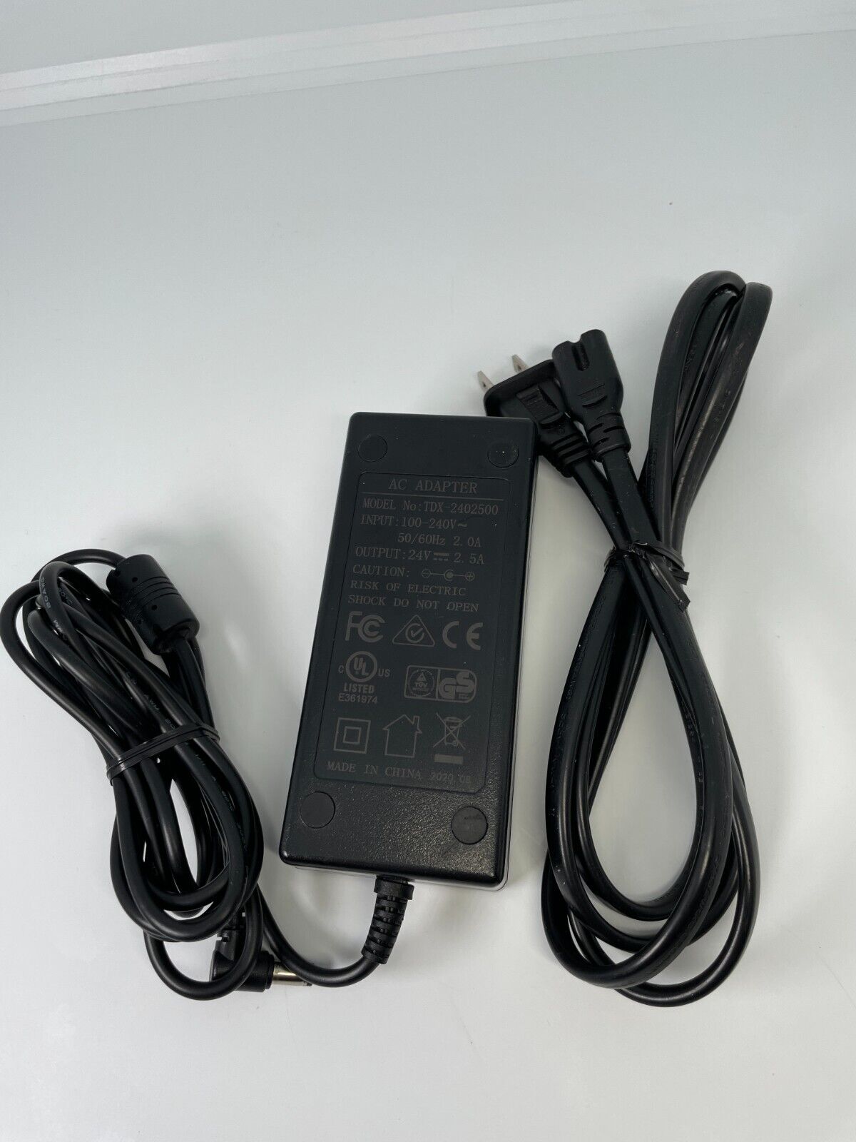 Genuine AC power adapter for SUNPAK 19 inch Bi-Color LED Ring Light Kit Compatible Brand: Universal Brand: Sunpak Li