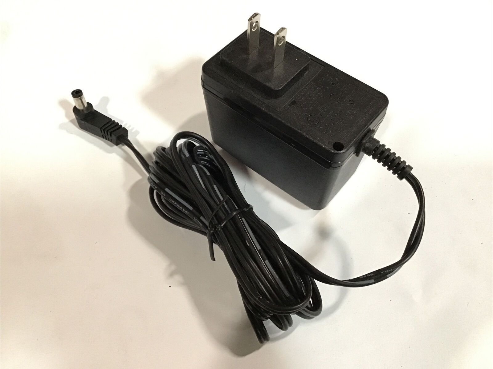 AcBel 15V 1.2A AC Adapter WAA019 100-120V Charger Power Supply 3690699A Type AC/DC Adapter Features Powered Compatible