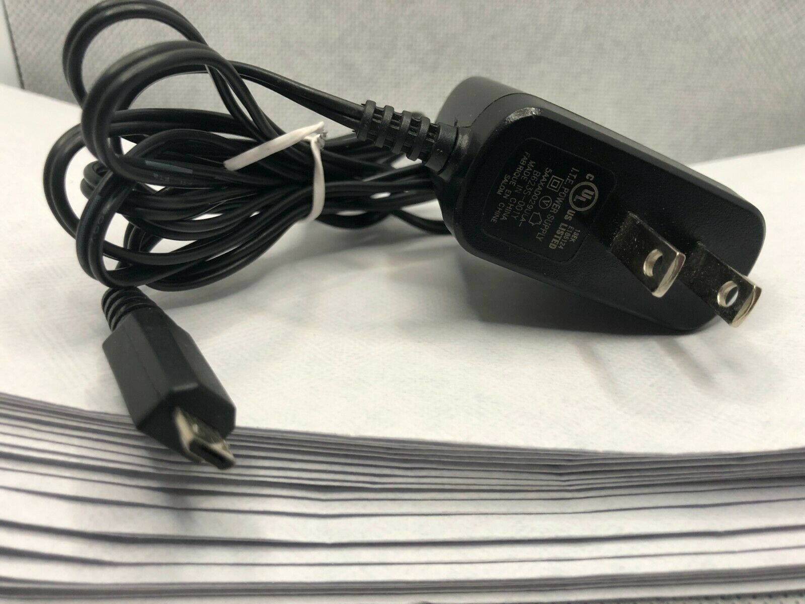 Keyocera AC Adapter SCP-31ADT Power Supply 5v 800mah Type: AC to DC Adapter MPN: Does Not Apply Model: AC Adapter