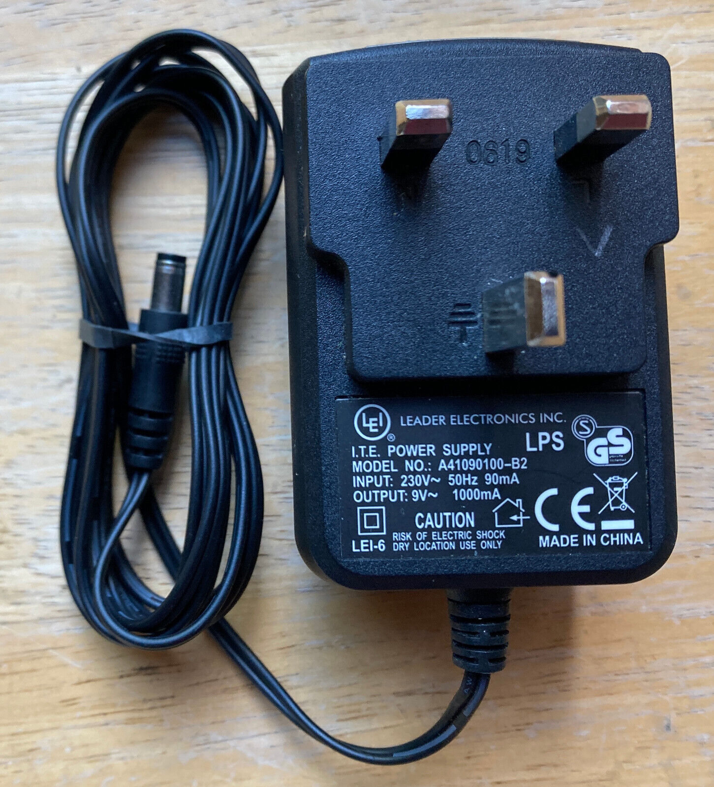 FMR Audio RNC1773 RNLA7239 9V 1A Replacement AC/AC AC-AC Power Supply Adapter Brand: GlobTek Type: AC Power Supply O