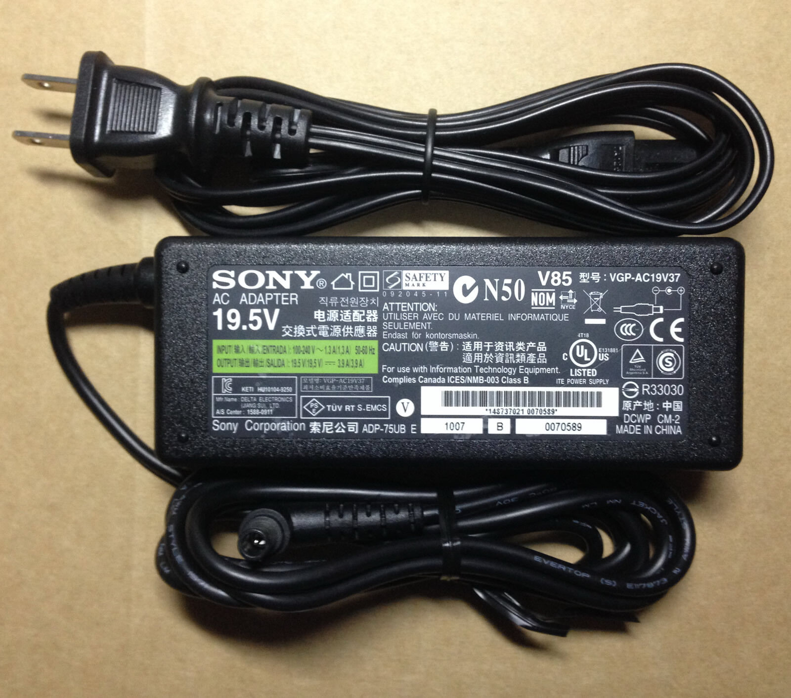 Original OEM AC Adapter Power Cord Charger for Sony Vaio VGP-AC19V38/VGP-AC19V37 Modified Item: No Compatible Produc